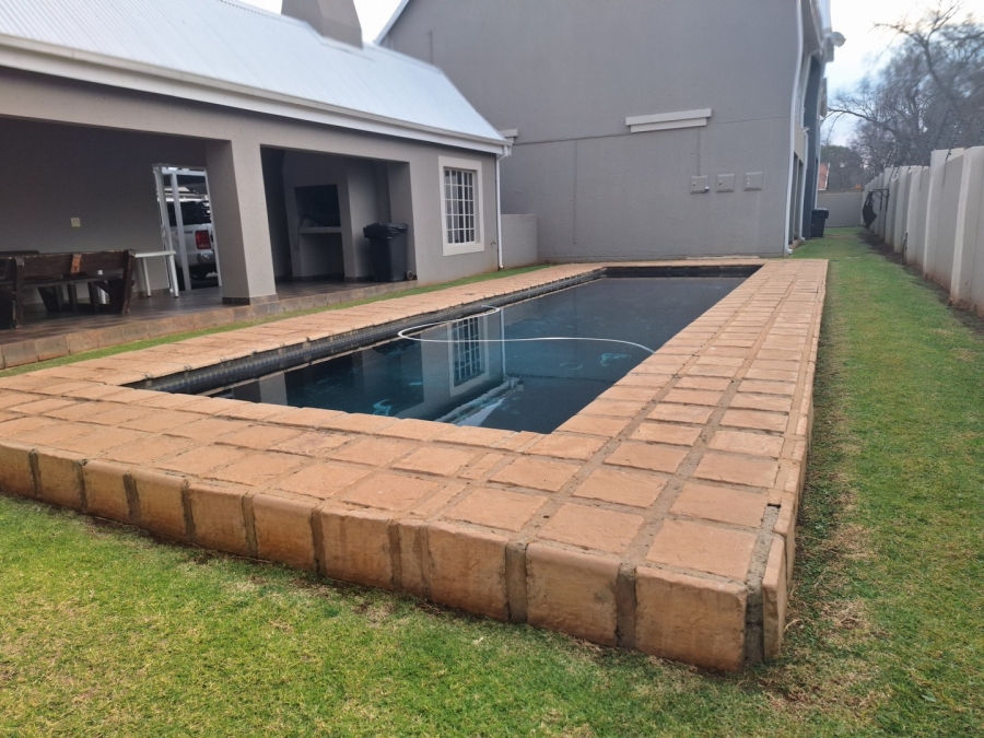 2 Bedroom Property for Sale in Die Bult North West